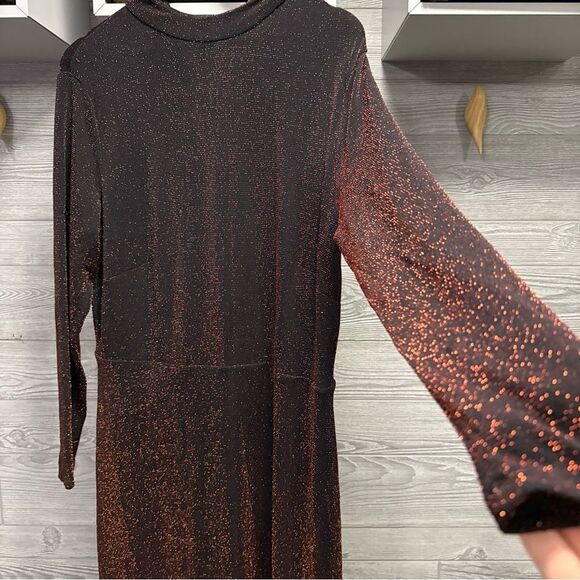 H&M Dresses & Skirts - H&M Metallic Shimmer Overlay Dress XL Lined Long Wimsigoth Dark Romantic Party